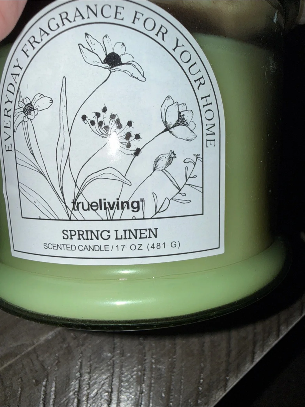 TrueLiving Spring Linen Green Jar Candle with Wooden Lid - New!